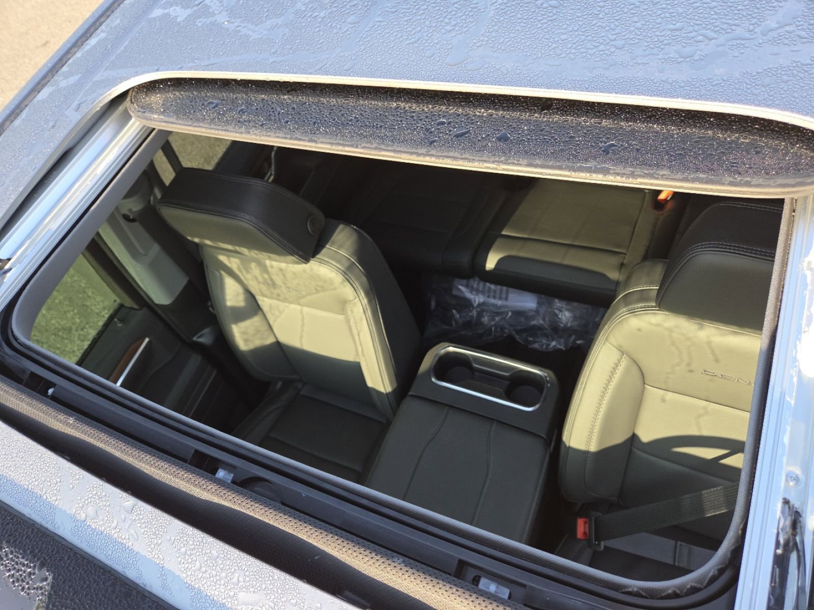 New 2026 GMC Sierra 2500 Denali w/ Denali Reserve Package image 4