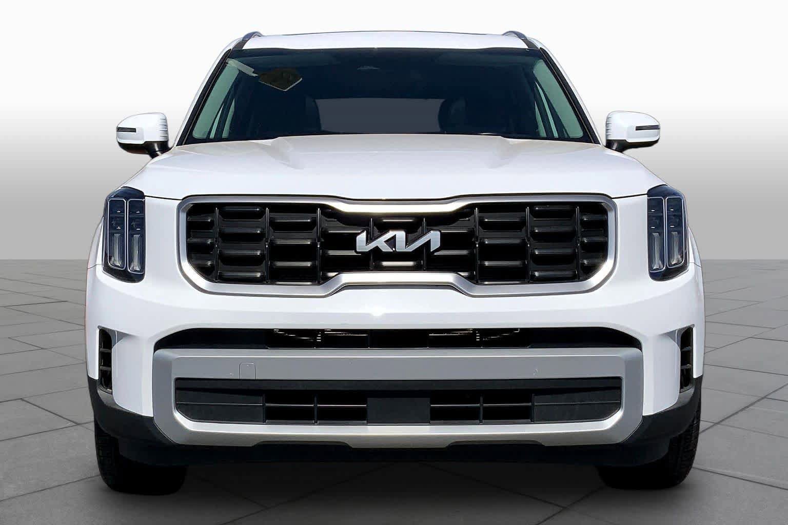 Used 2025 Kia Telluride S AWD/4WD image 4