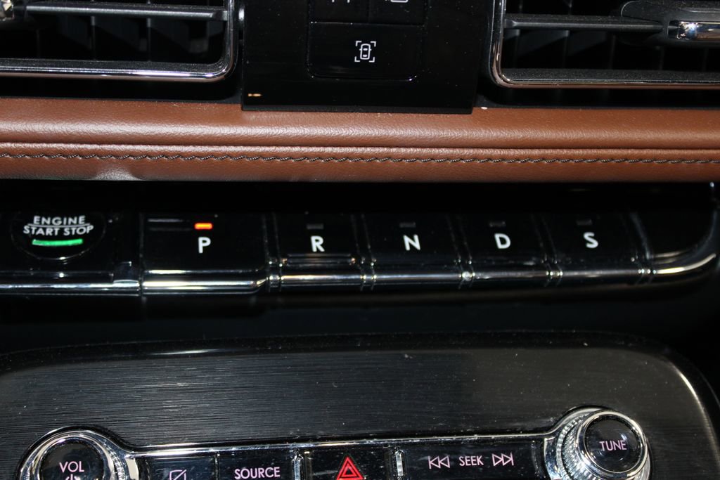 Used 2022 Lincoln Nautilus Reserve w/ Equipment Group 201A image 46