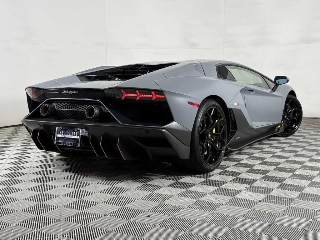 Used 2022 Lamborghini Aventador LP 780-4 Ultimae image 2