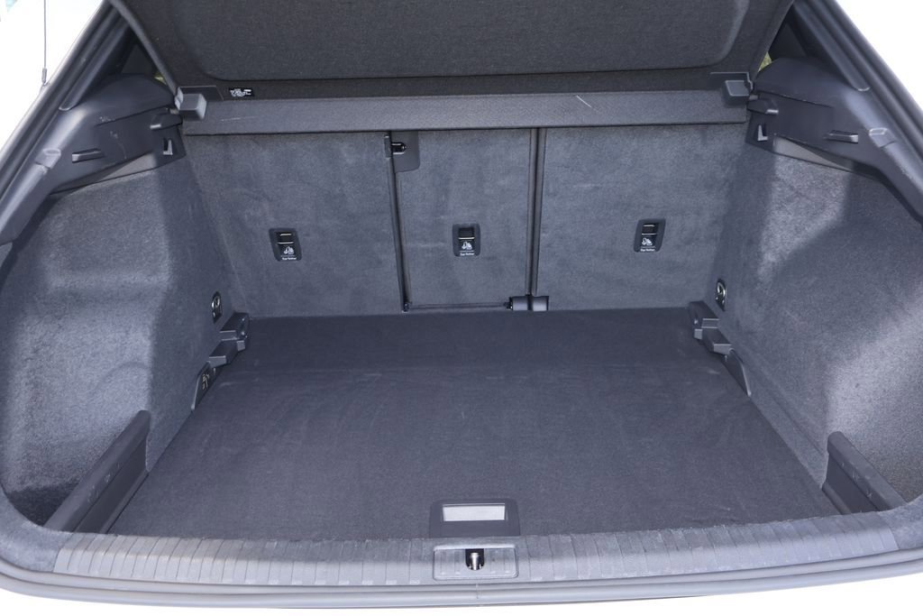 Used 2023 Audi Q3 2.0T Premium w/ Convenience Package image 15