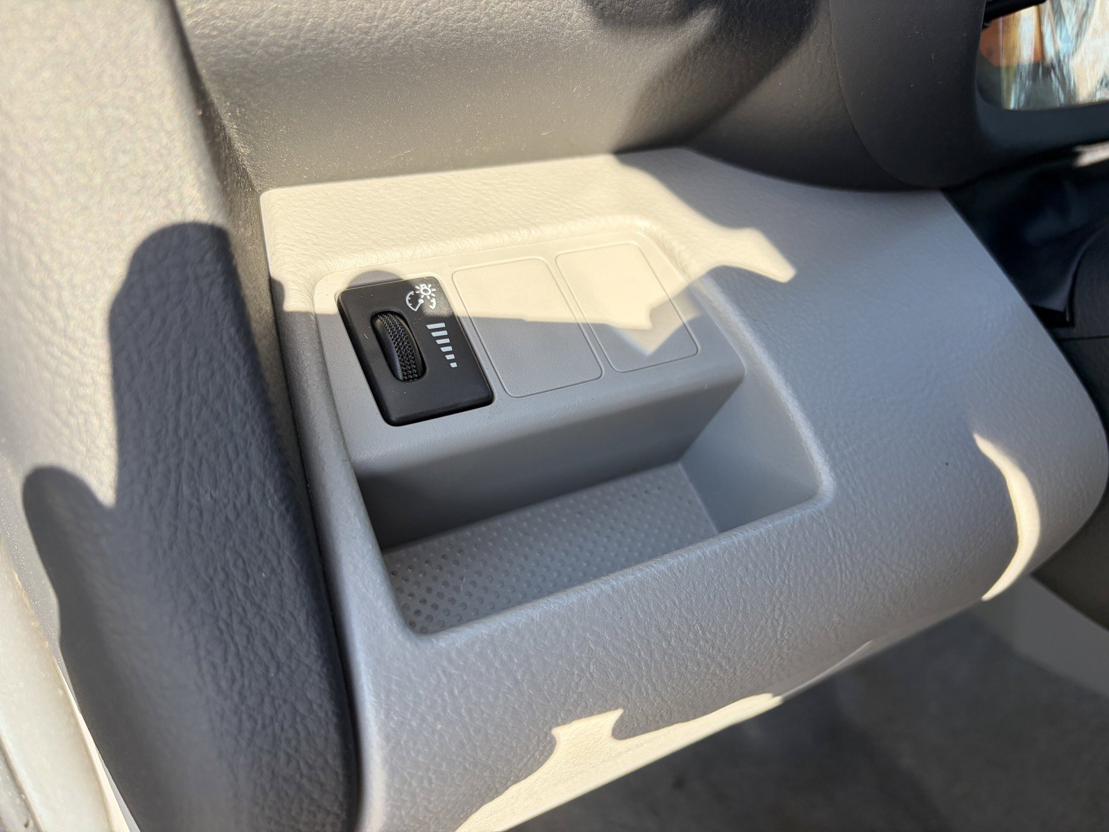 Used 2012 Toyota RAV4 4WD w/ Value Pkg image 23