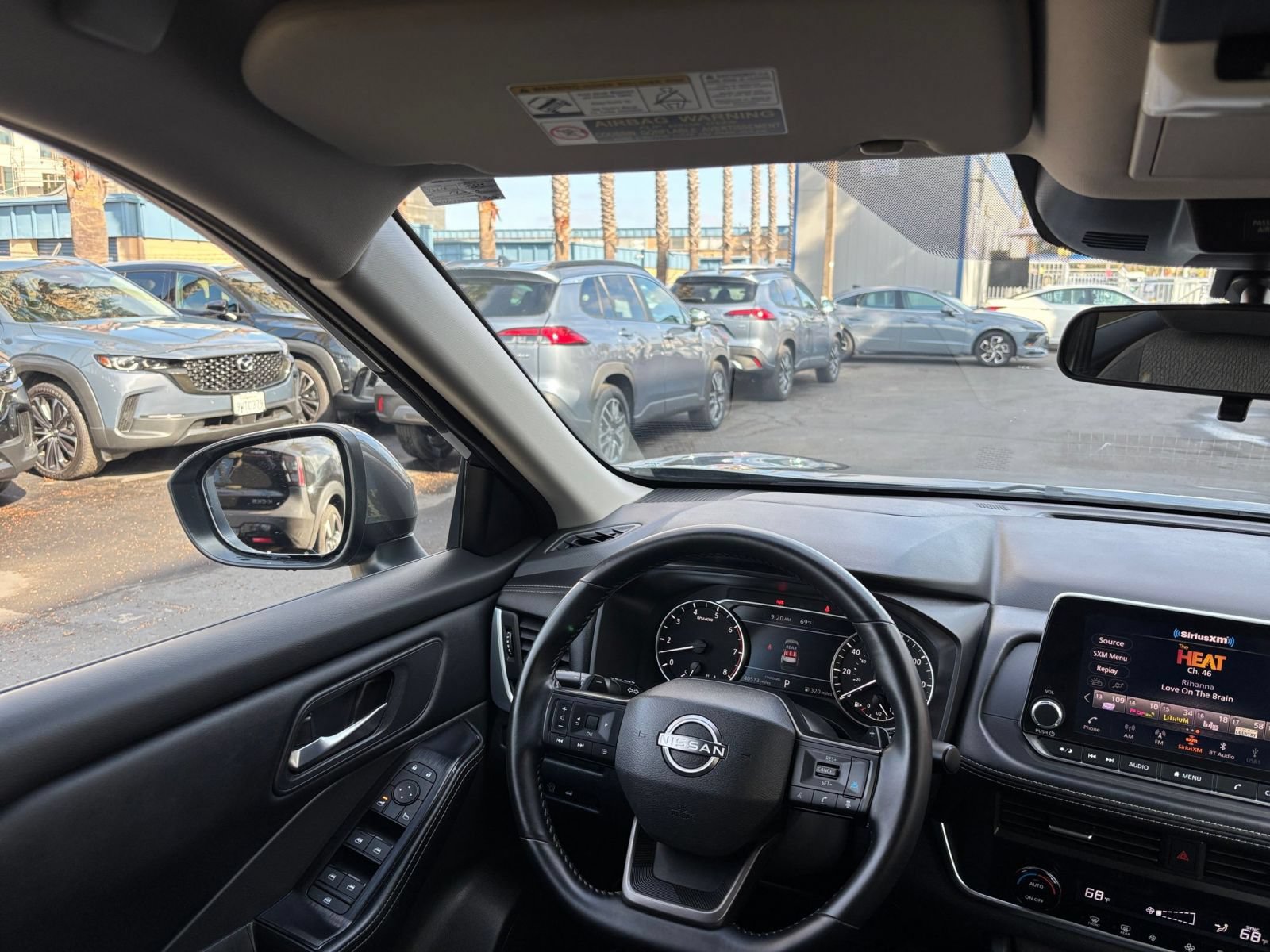 Used 2025 Nissan Rogue SV FWD image 35