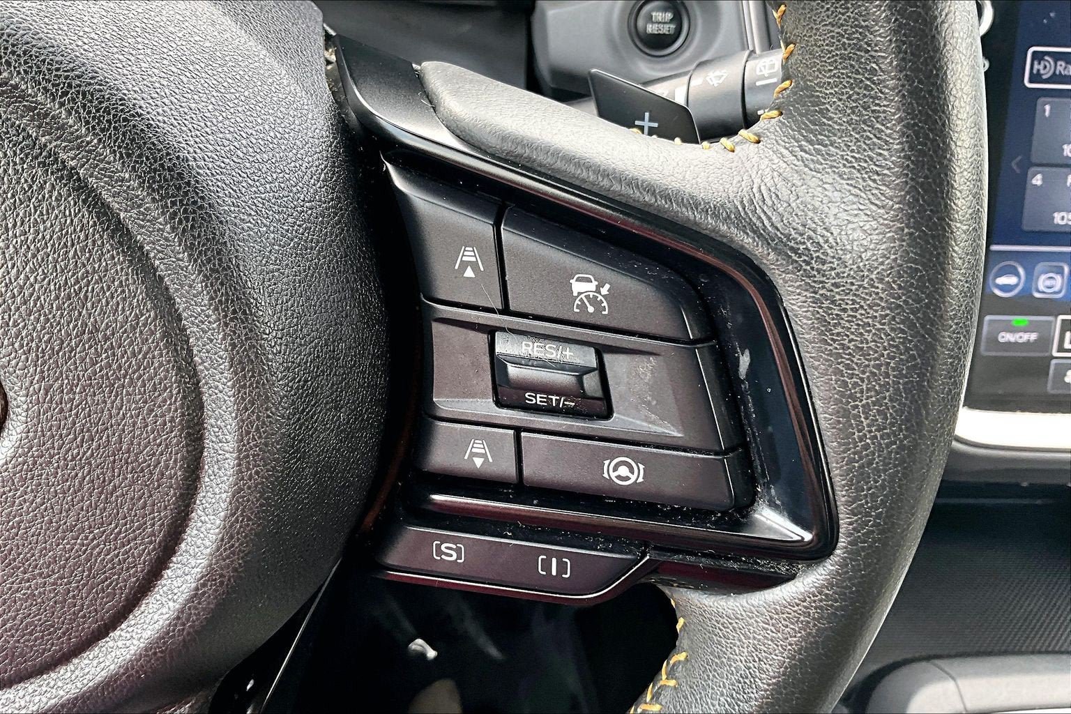 Used 2024 Subaru Crosstrek 2.0i Premium AWD/4WD image 17