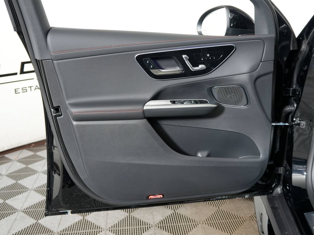 Certified 2026 Mercedes-Benz GLC 43 AMG 4MATIC image 11