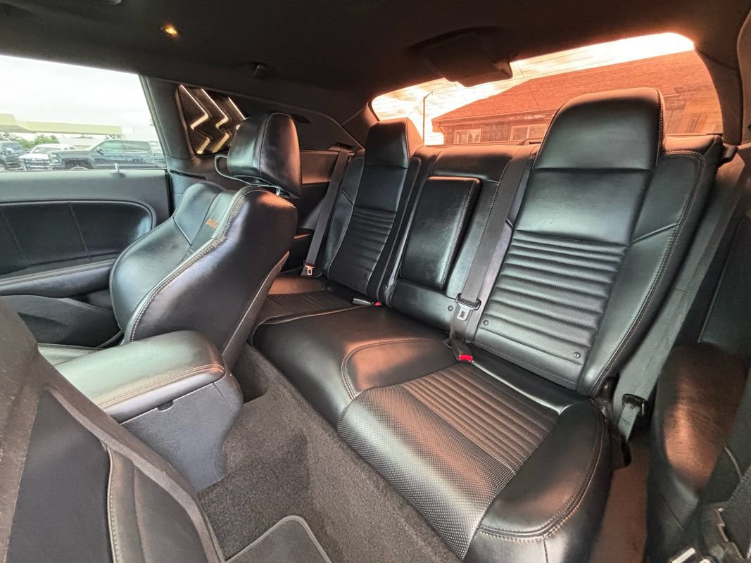 Used 2015 Dodge Challenger R/T Plus RWD image 17