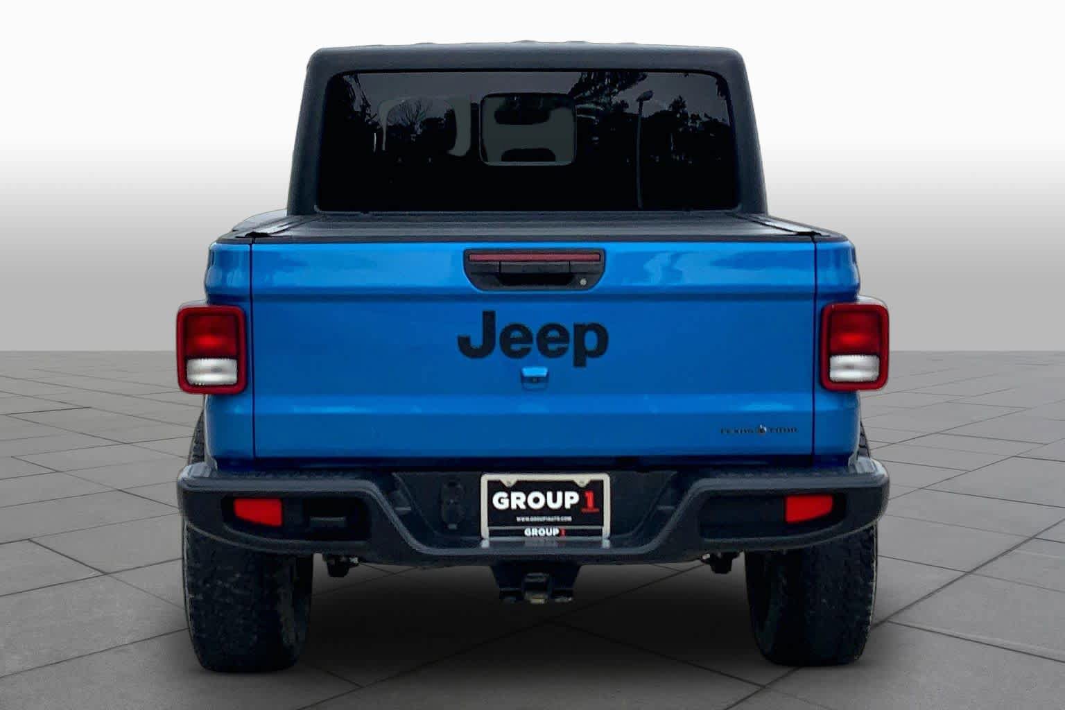 Used 2021 Jeep Gladiator Sport AWD/4WD image 5
