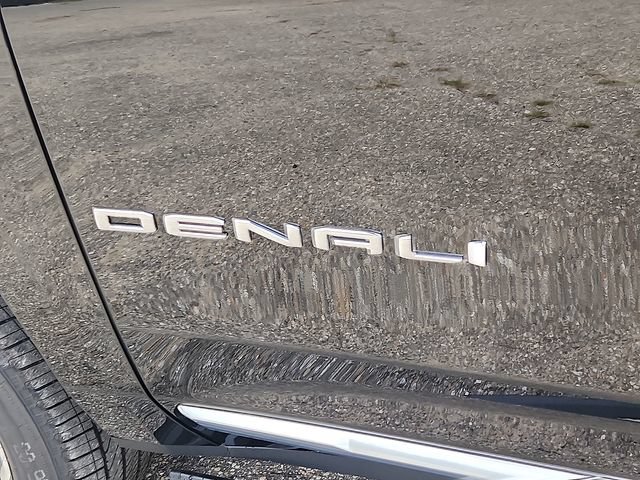 New 2026 GMC Yukon XL Denali w/ Denali Reserve Package AWD/4WD image 19