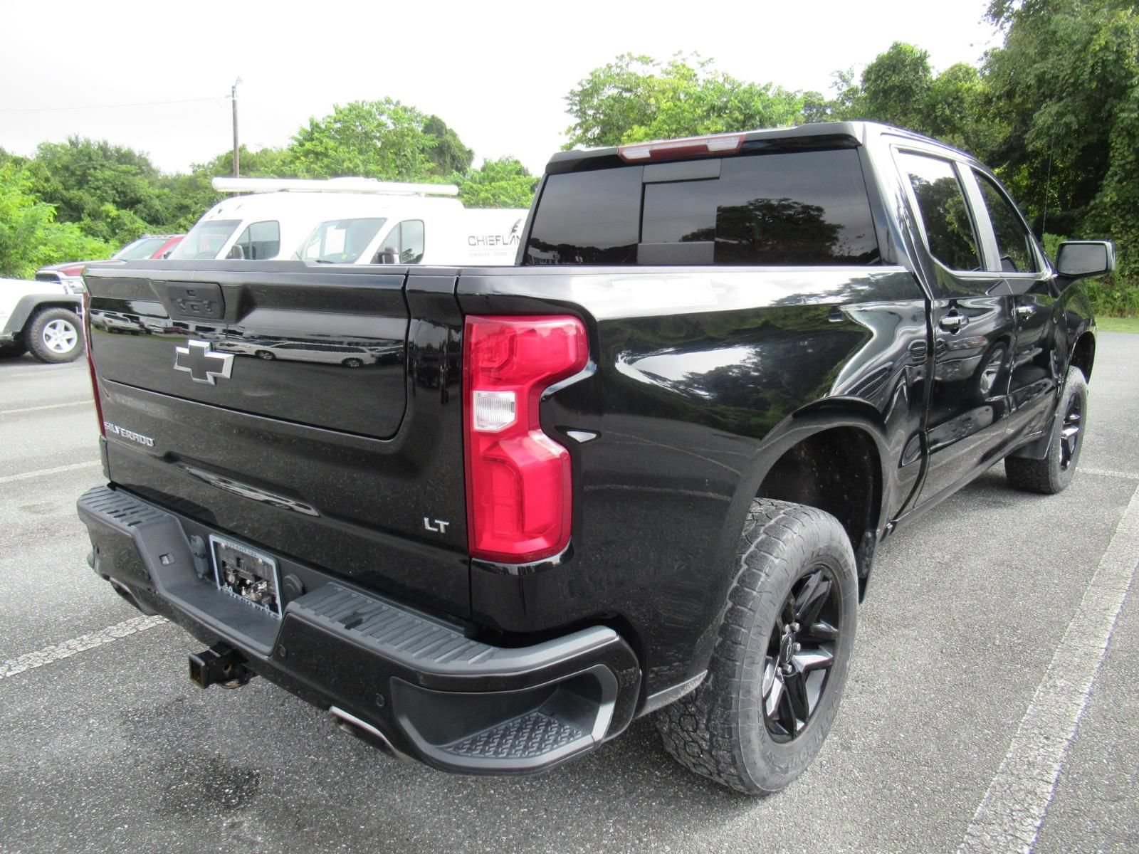 Used 2021 Chevrolet Silverado 1500 LT Trail Boss w/ Convenience Package II AWD/4WD image 4