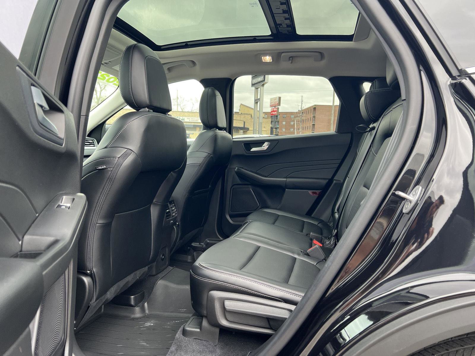 Used 2023 Ford Escape Platinum image 43