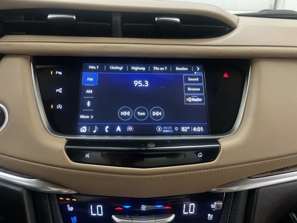 Used 2022 Cadillac XT5 Sportv w/ Platinum Package AWD/4WD image 7