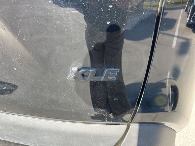 Used 2025 Toyota RAV4 XLE Premium image 4