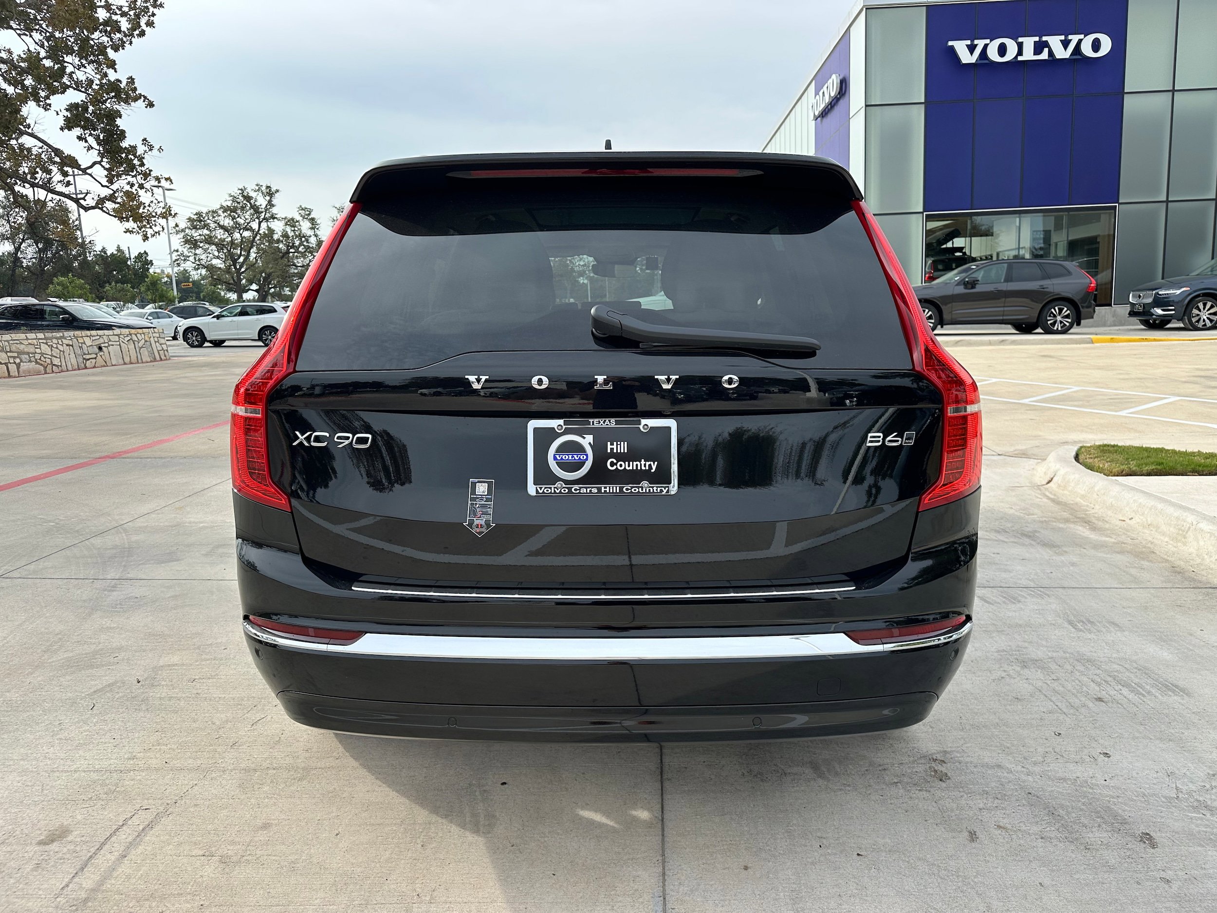 Used 2025 Volvo XC90 B6 Plus w/ Protection Package Premier AWD/4WD image 5