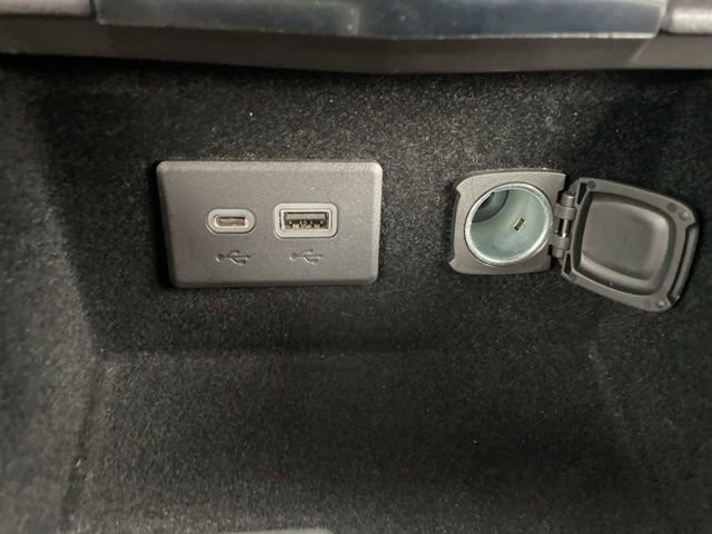 Used 2022 Cadillac XT4 Premium Luxury w/ Enhanced Visibility Package AWD/4WD image 28