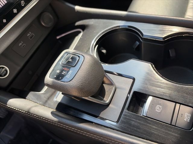 Used 2021 Nissan Rogue Platinum FWD image 13