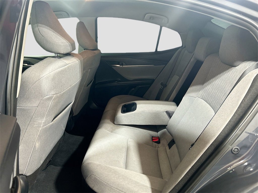 Used 2025 Toyota Camry LE w/ Convenience Package image 20