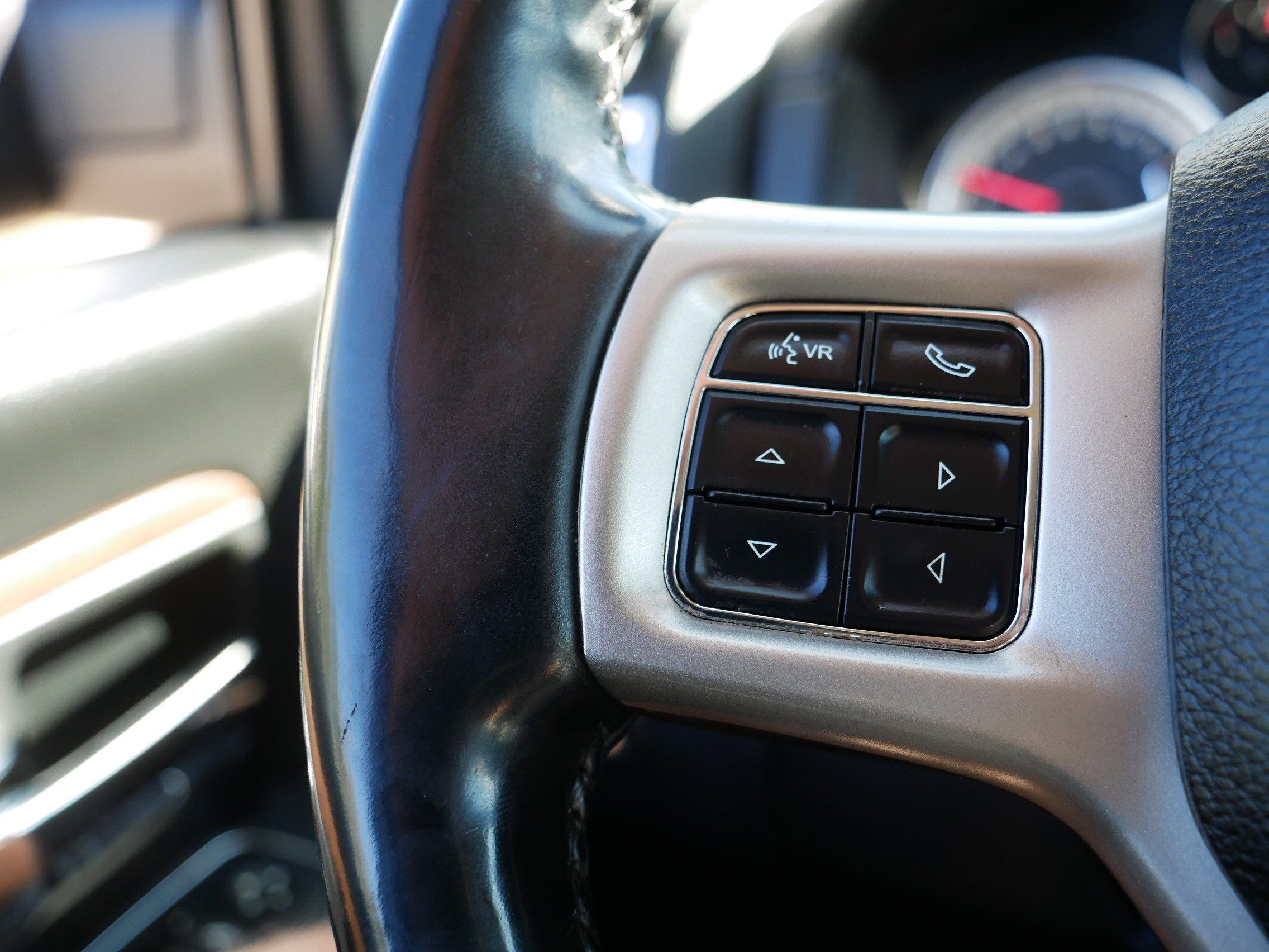 Used 2018 RAM 2500 Laramie w/ Snow Chief Group image 28