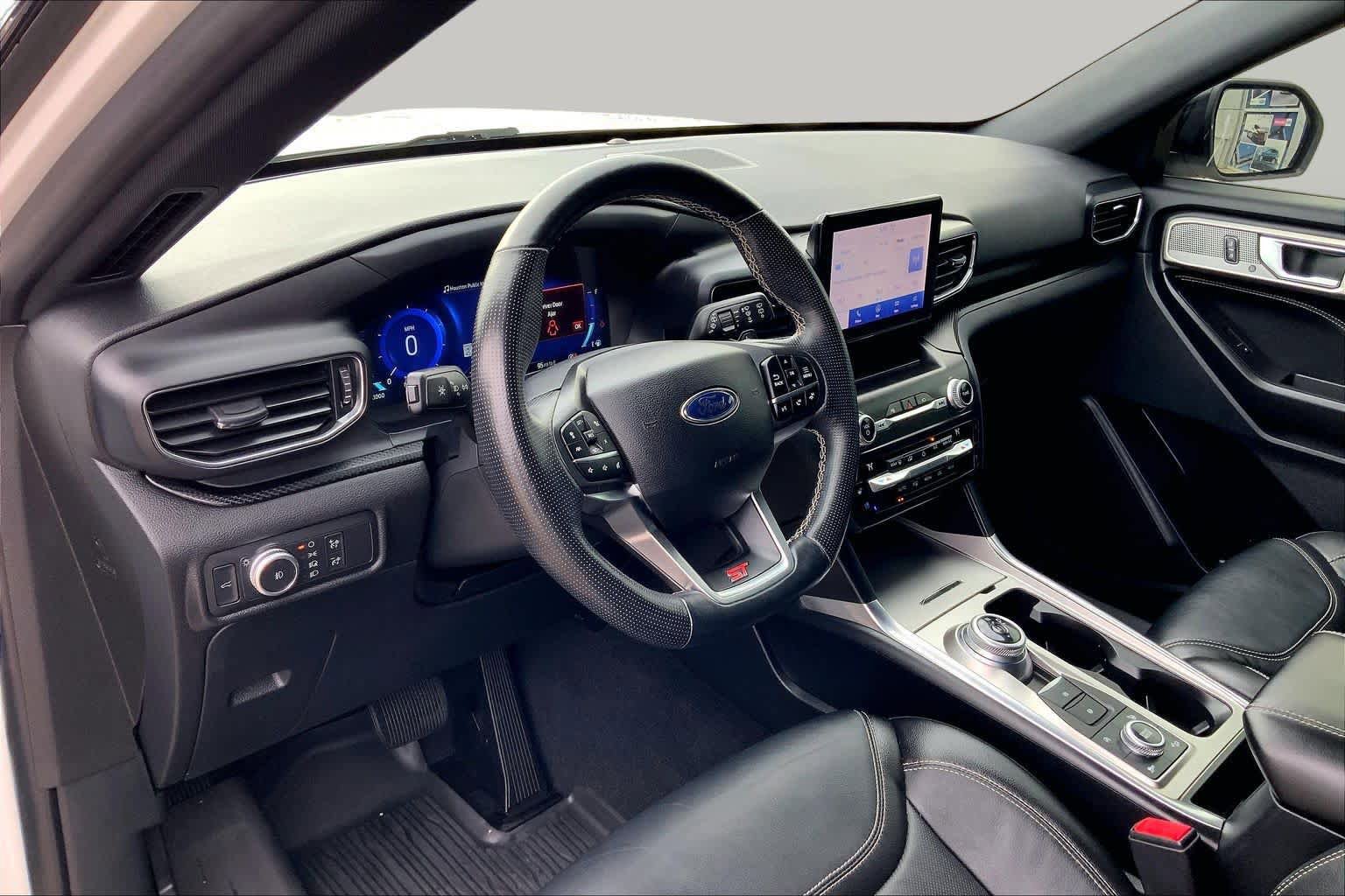 Used 2020 Ford Explorer ST AWD/4WD image 16