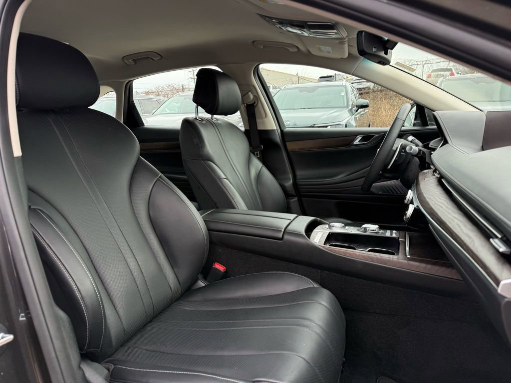 Used 2024 Genesis G80 image 26