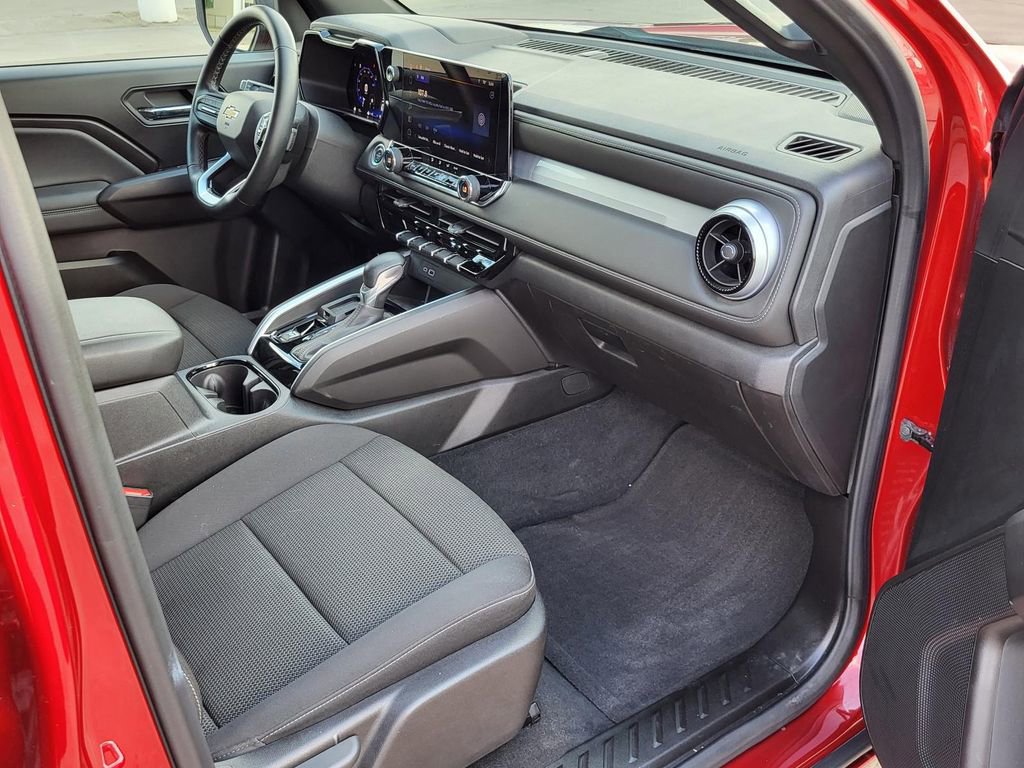 Certified 2024 Chevrolet Colorado LT w/ LT Convenience Package image 9