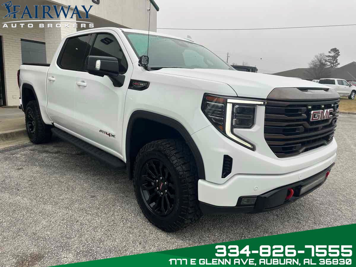 Used 2023 GMC Sierra 1500 AT4X image 4