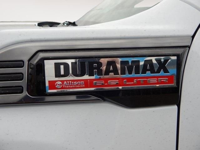 New 2026 GMC Sierra 3500 AT4 w/ Technology Package image 10