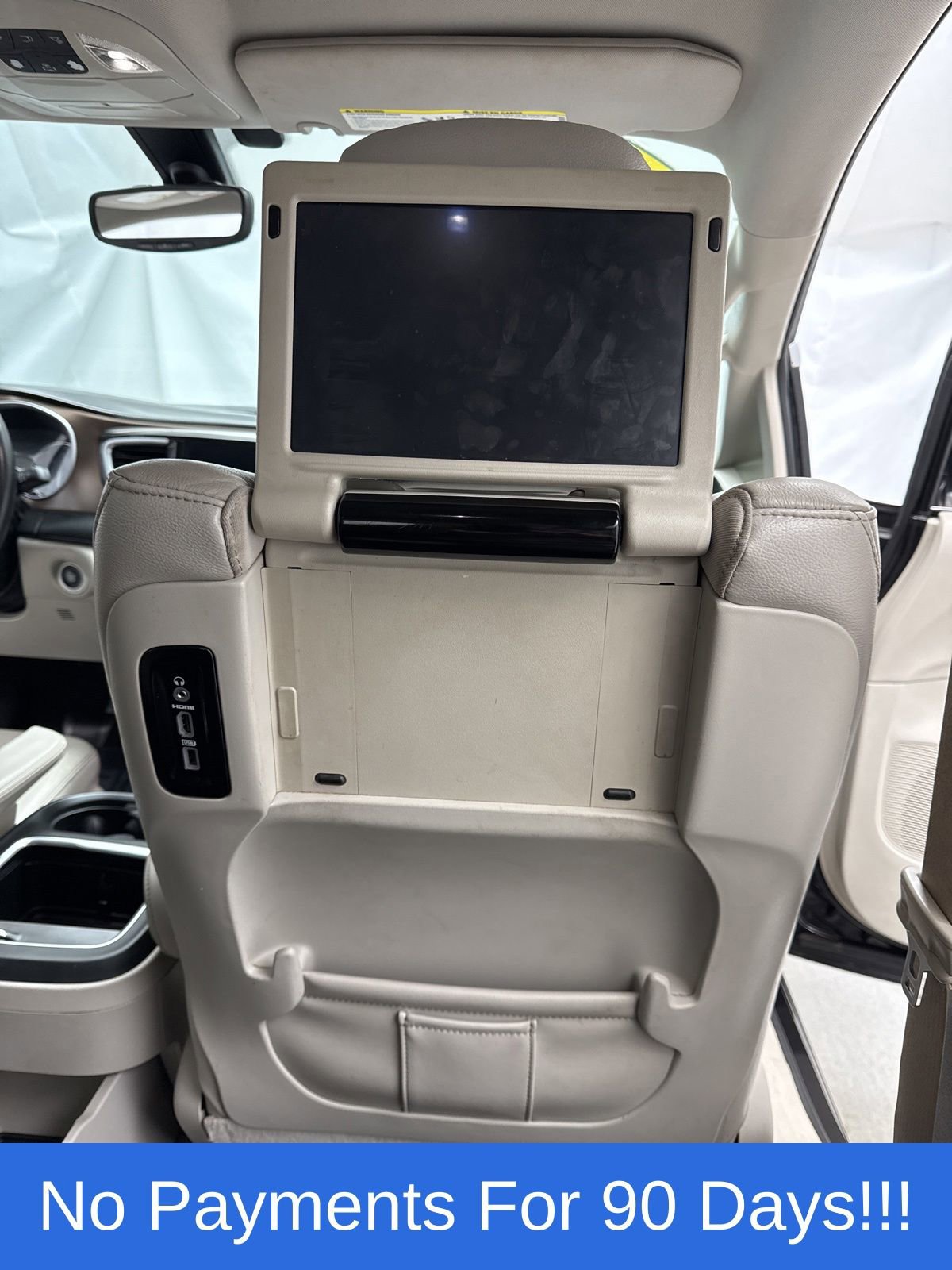 Used 2017 Chrysler Pacifica Touring-L Plus w/ Tire & Wheel Group image 38