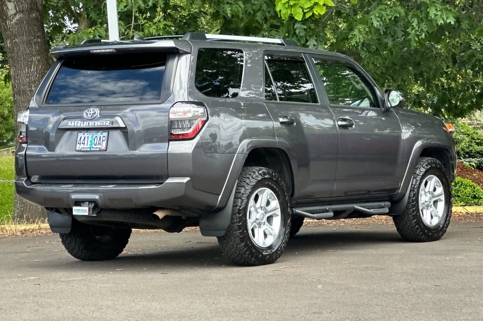 Used 2021 Toyota 4Runner SR5 Premium w/ Moonroof Package AWD/4WD image 2