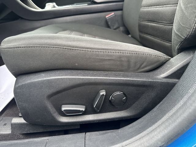 Used 2019 Ford Fusion SE image 16