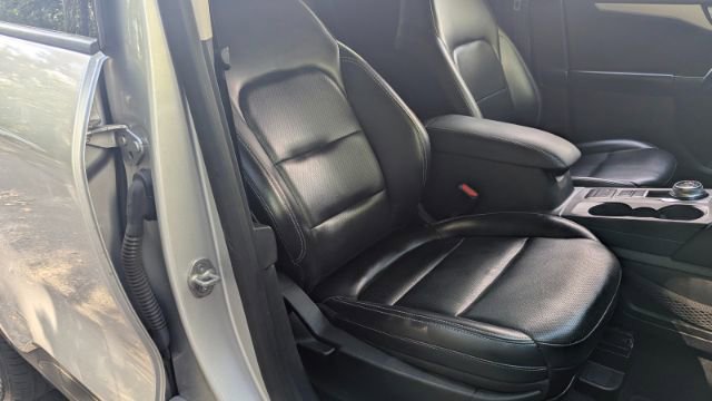 Used 2020 Ford Escape SEL image 17