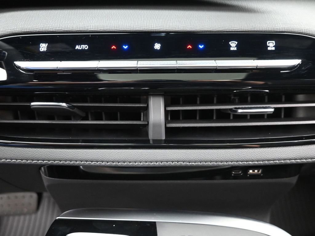 New 2026 Buick Enclave Preferred w/ Power Package AWD/4WD image 21