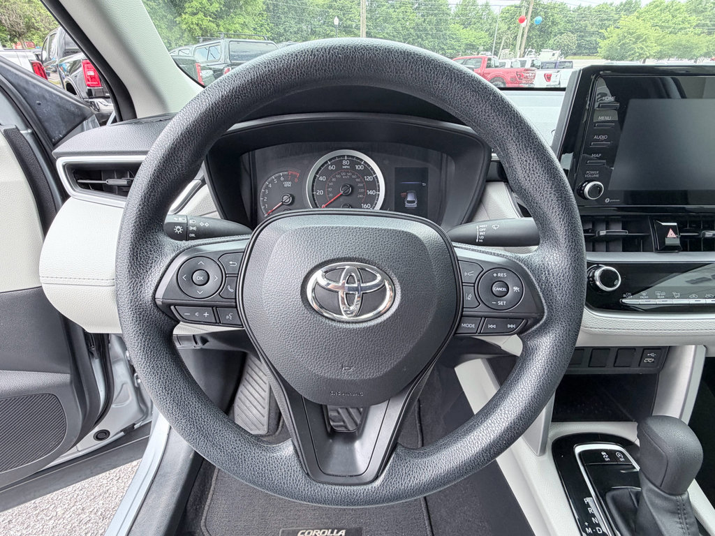 Used 2022 Toyota Corolla Cross L FWD image 12