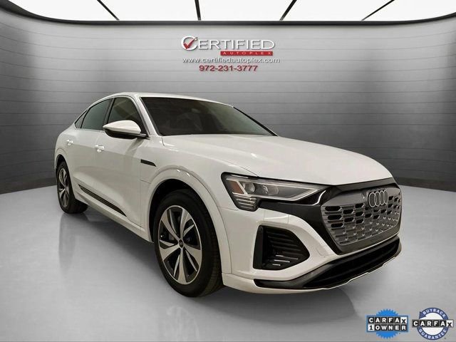 Used 2024 Audi Q8 e-tron Premium image 7