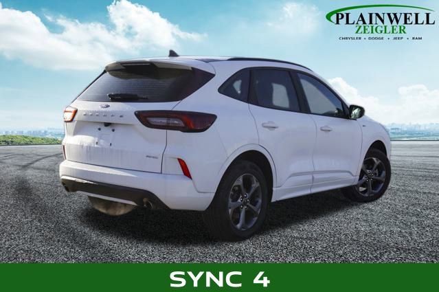 Used 2023 Ford Escape ST-Line image 3