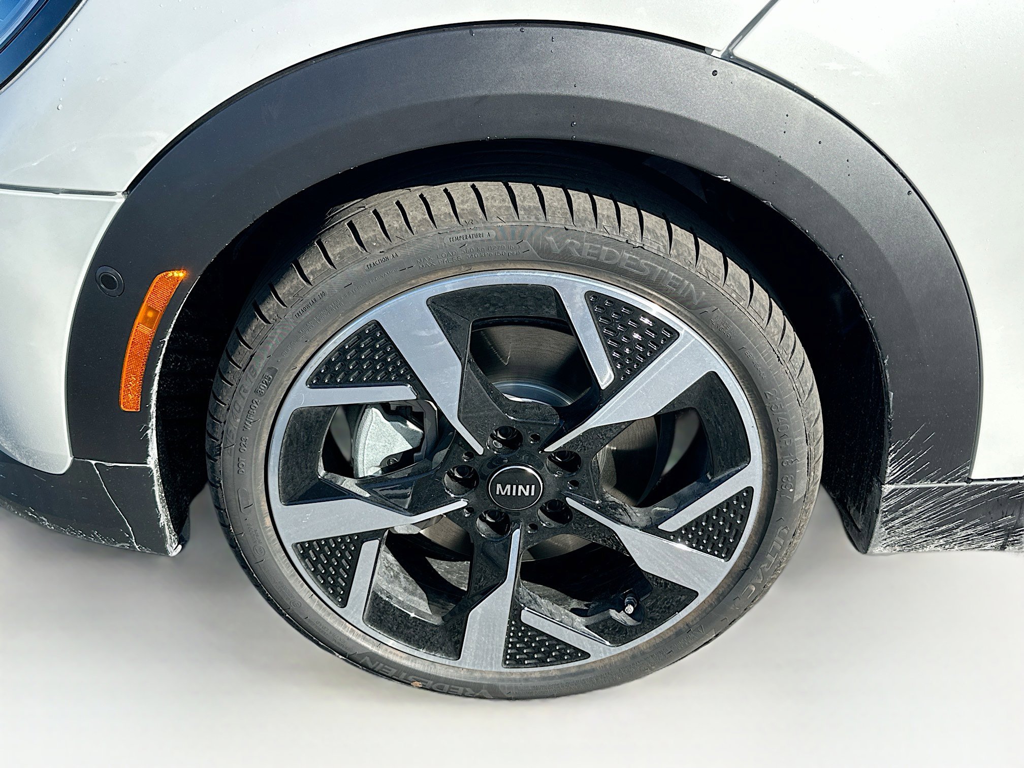 New 2026 MINI Cooper S image 25