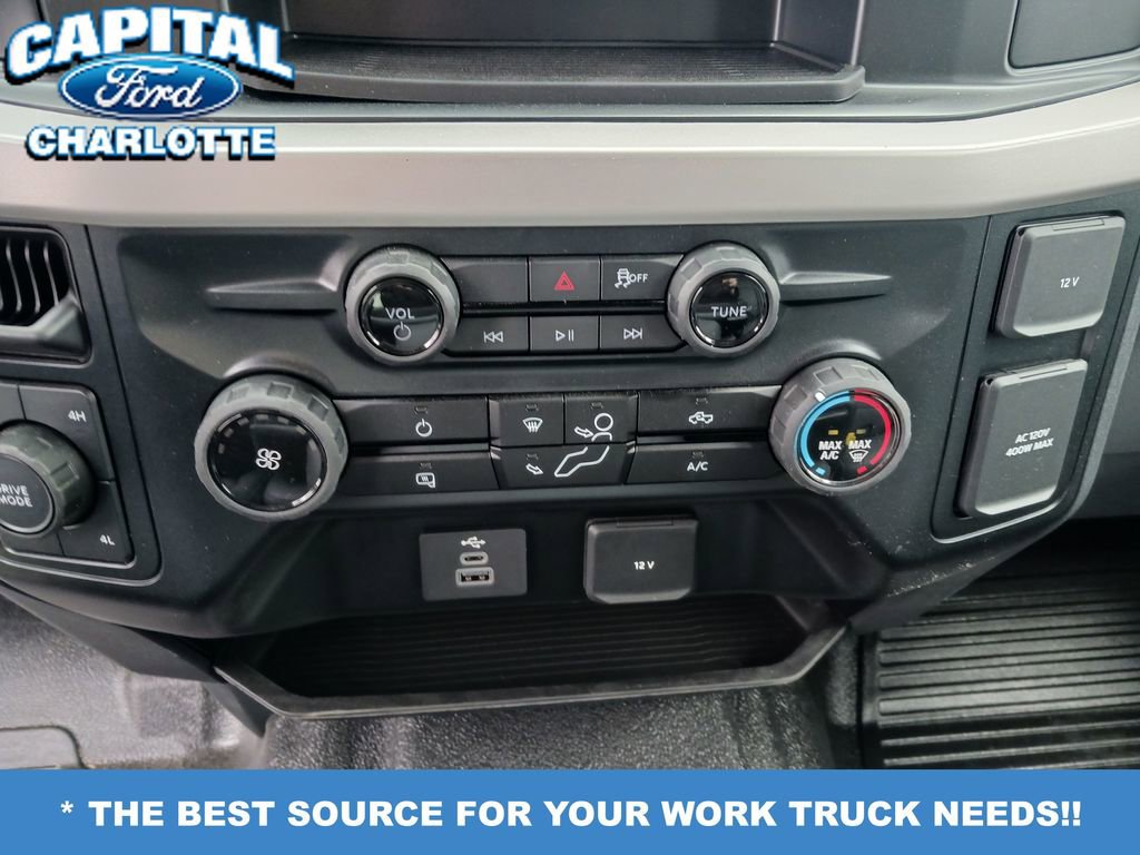 New 2025 Ford F550 4x4 Crew Cab Super Duty image 15