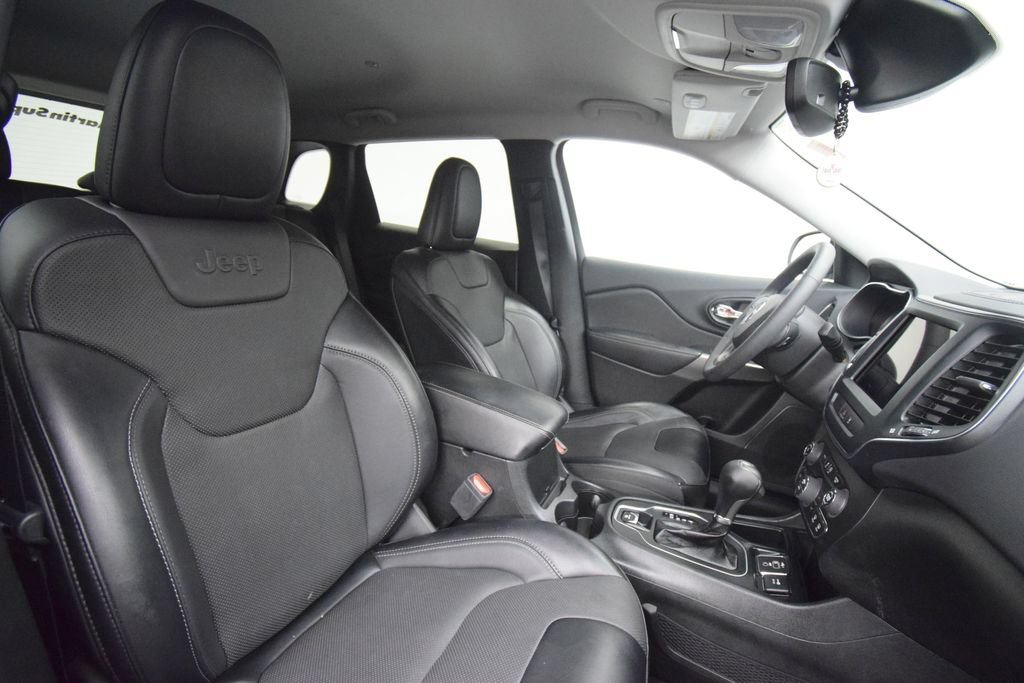 Used 2022 Jeep Cherokee Latitude Lux FWD image 19