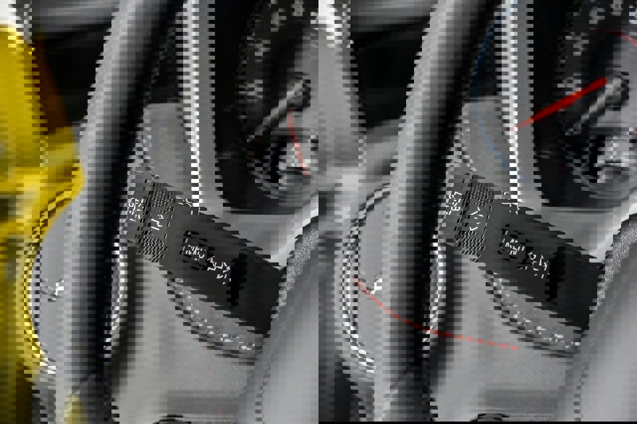 Used 2013 Chevrolet Camaro ZL1 image 27