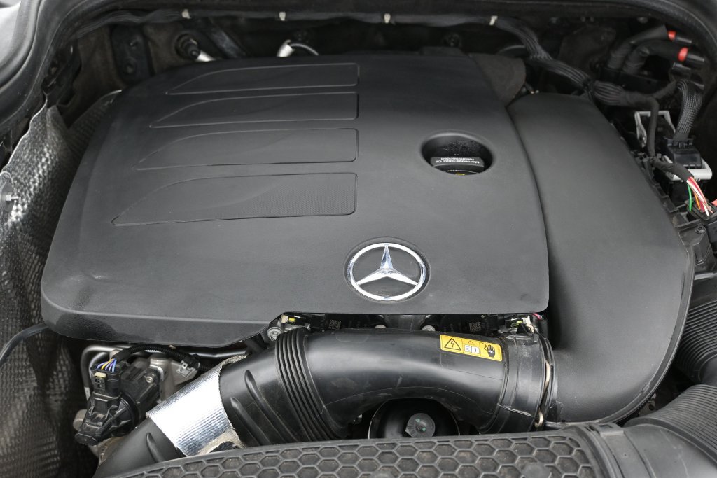 Used 2022 Mercedes-Benz GLE 350 4MATIC w/ Premium Package image 46