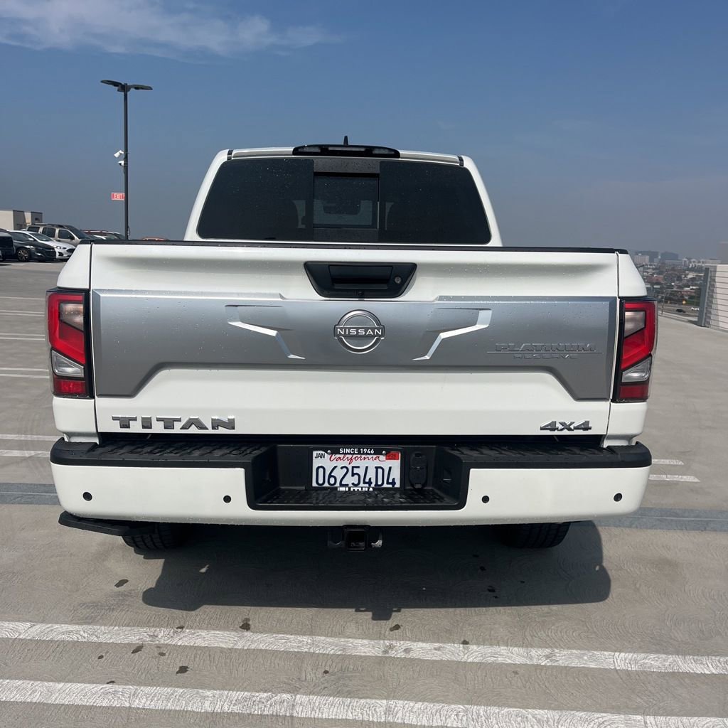 Certified 2023 Nissan Titan Platinum Reserve w/ Moonroof Package image 17