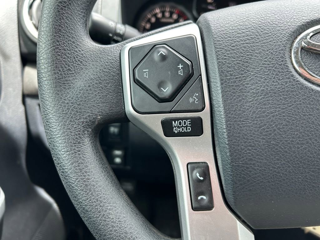 Used 2019 Toyota Tundra SR5 w/ SR5 Upgrade Package AWD/4WD image 18