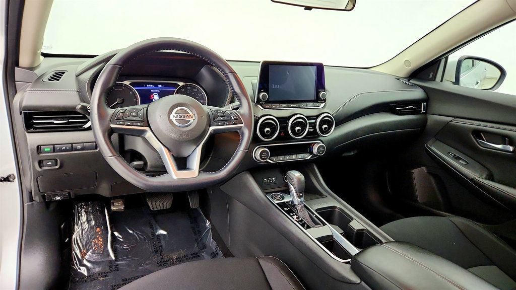 Used 2020 Nissan Sentra SV FWD image 12