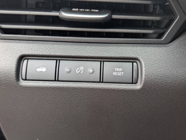 Used 2024 Nissan Altima 2.5 S FWD image 17