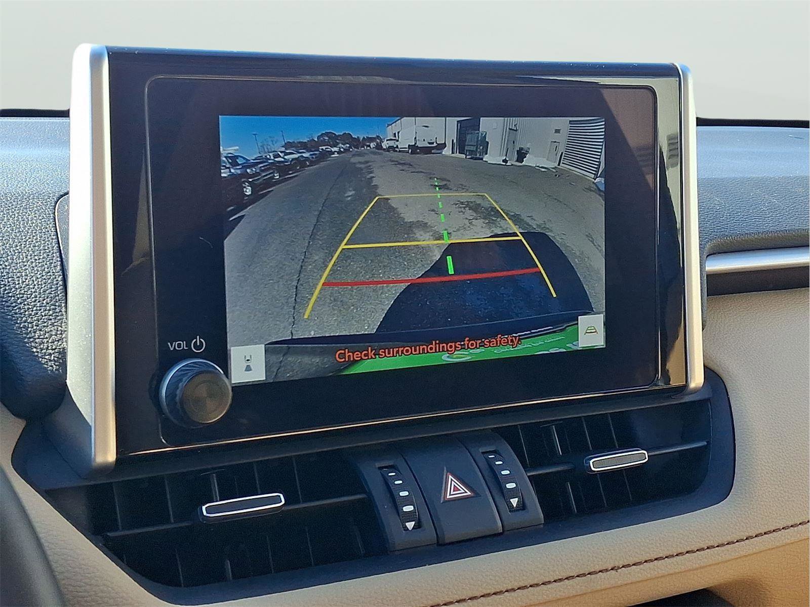 Used 2024 Toyota RAV4 XLE Premium image 45