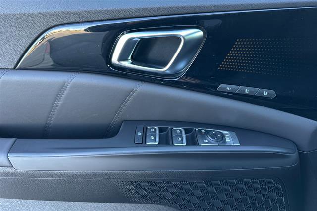 New 2025 Kia Carnival SX Prestige image 11