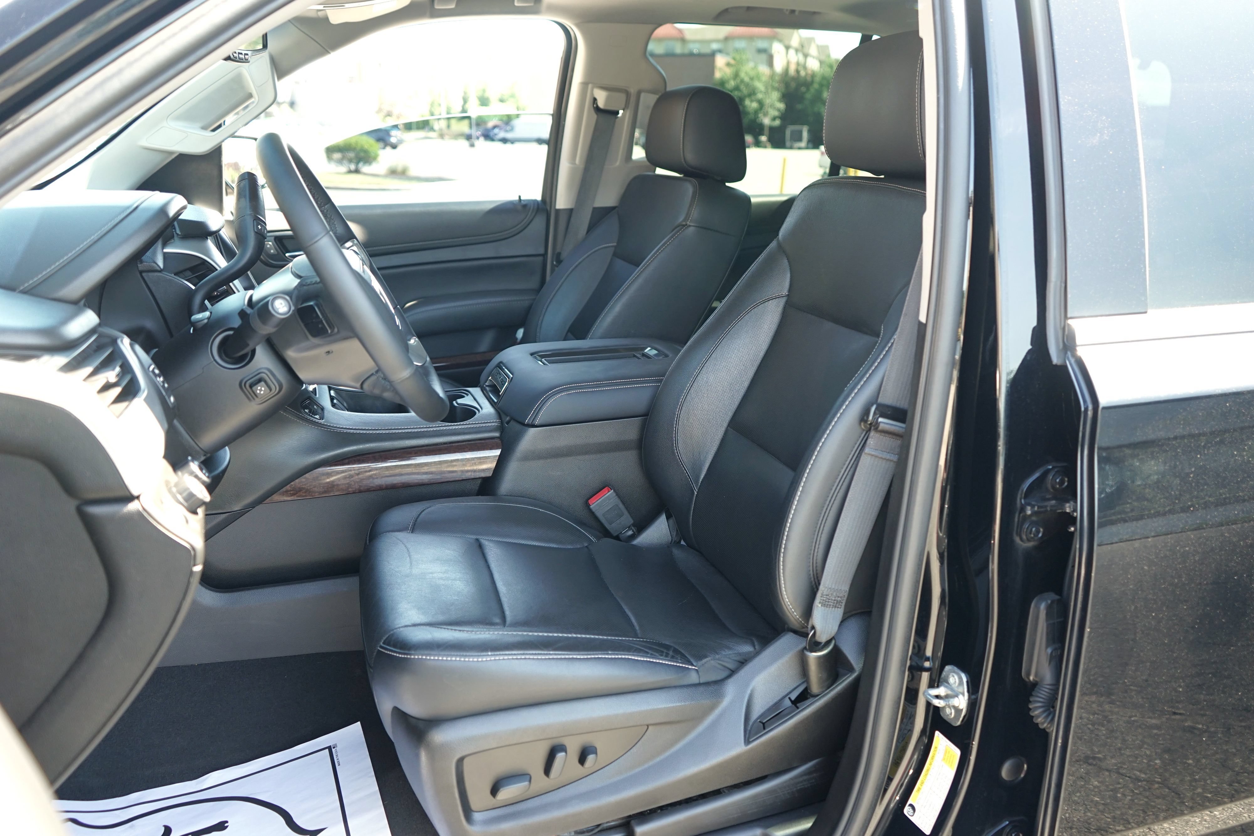 Used 2019 GMC Yukon SLT w/ Open Road Package AWD/4WD image 14