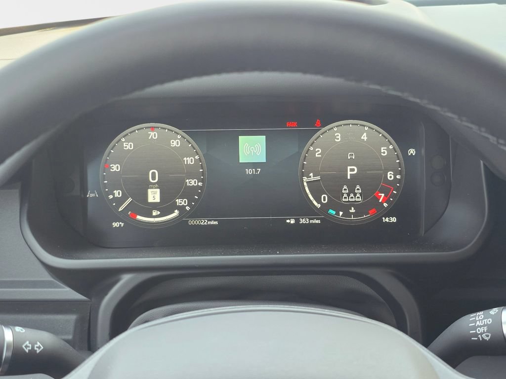 New 2026 Land Rover Defender 130 X-Dynamic SE AWD/4WD image 19