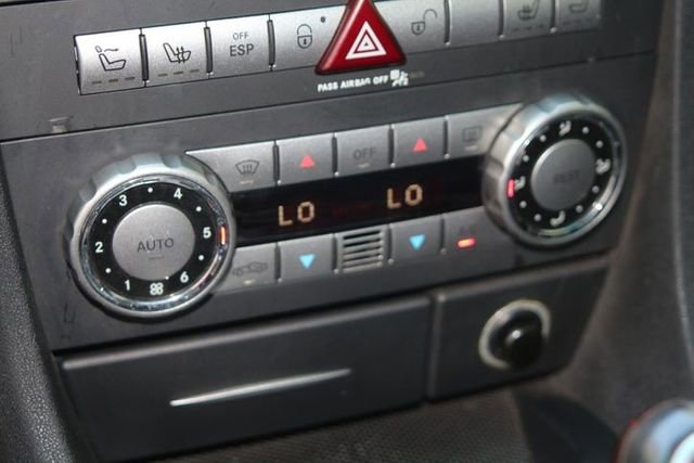 Used 2006 Mercedes-Benz SLK 350 image 19