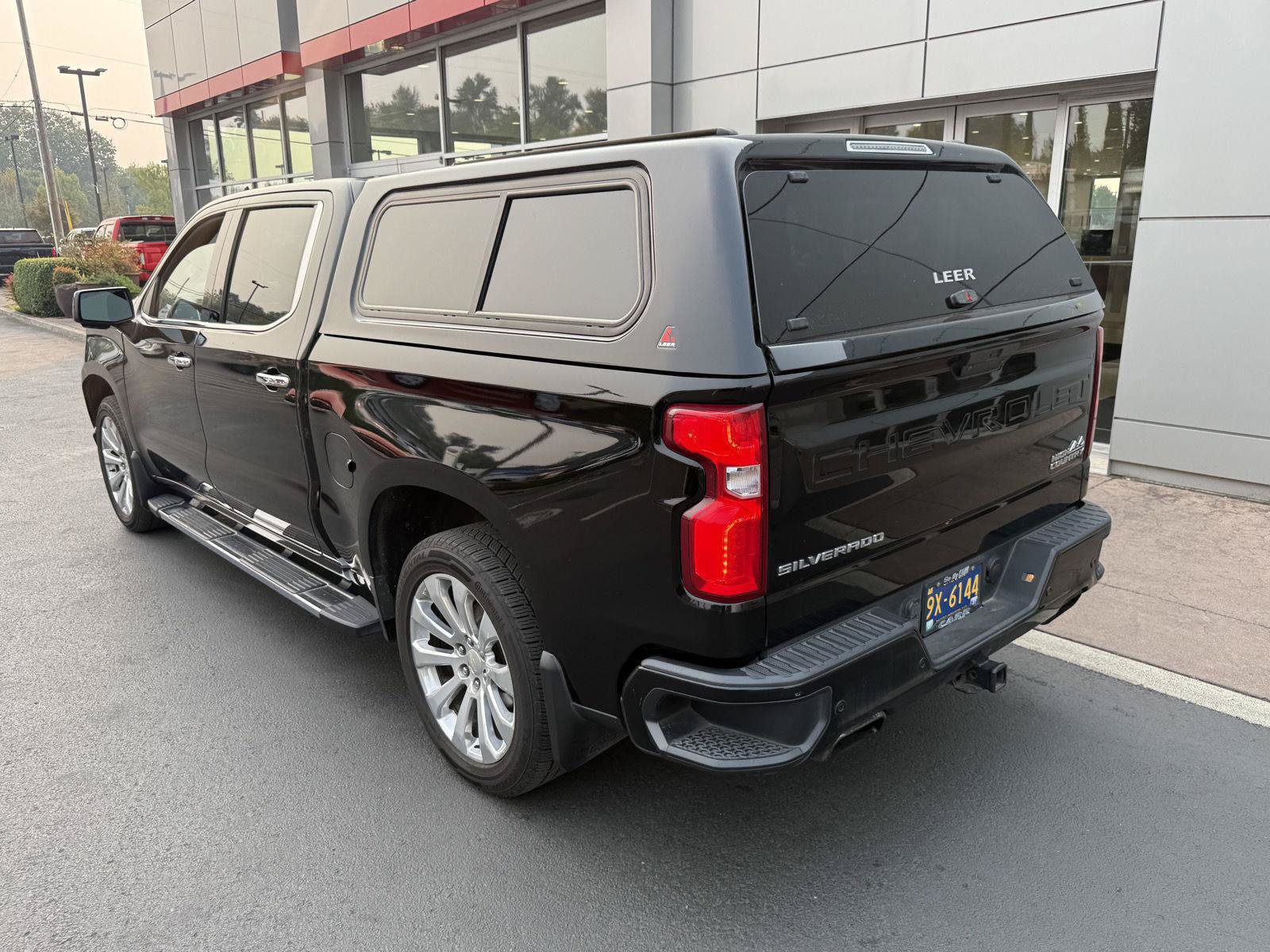 Used 2019 Chevrolet Silverado 1500 High Country AWD/4WD image 3