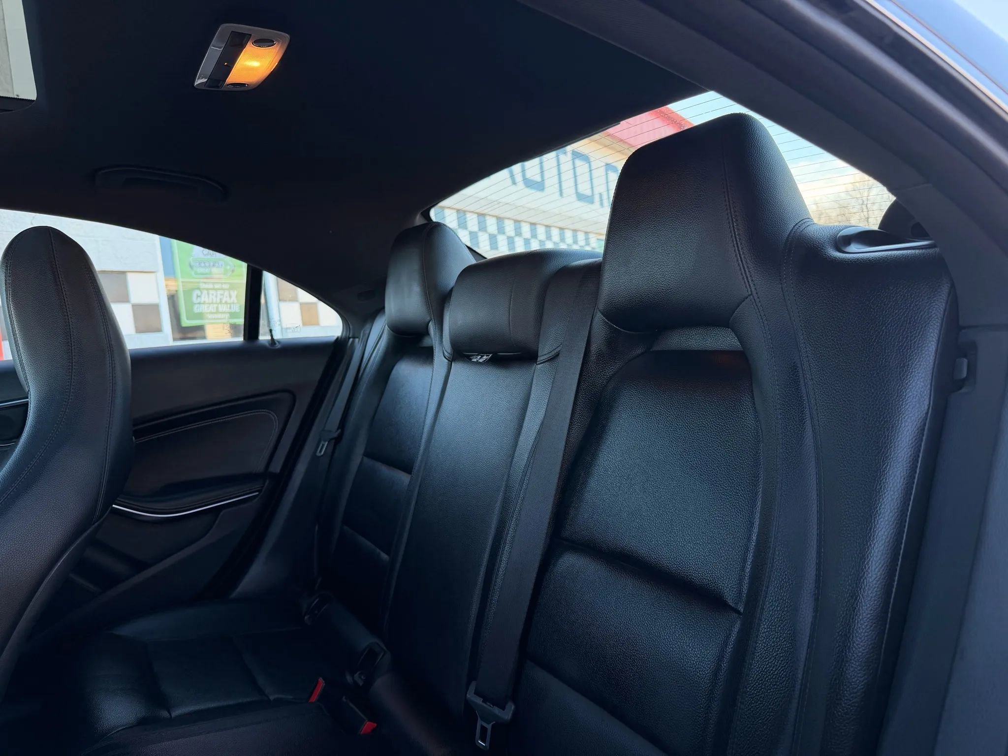 Used 2014 Mercedes-Benz CLA 250 image 25